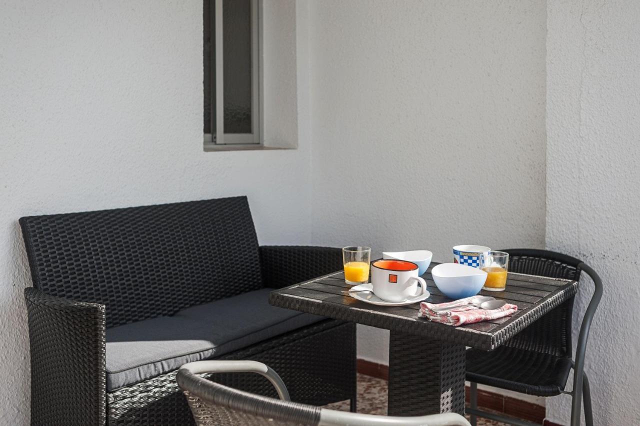 Apartamento Junto A La Playa En El Centro كونيل ذي لا فرونتيرا المظهر الخارجي الصورة