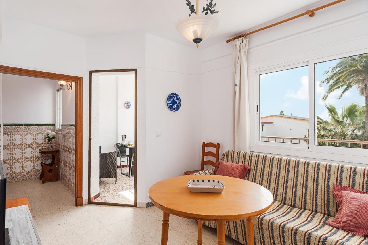 Apartamento Junto A La Playa En El Centro كونيل ذي لا فرونتيرا المظهر الخارجي الصورة